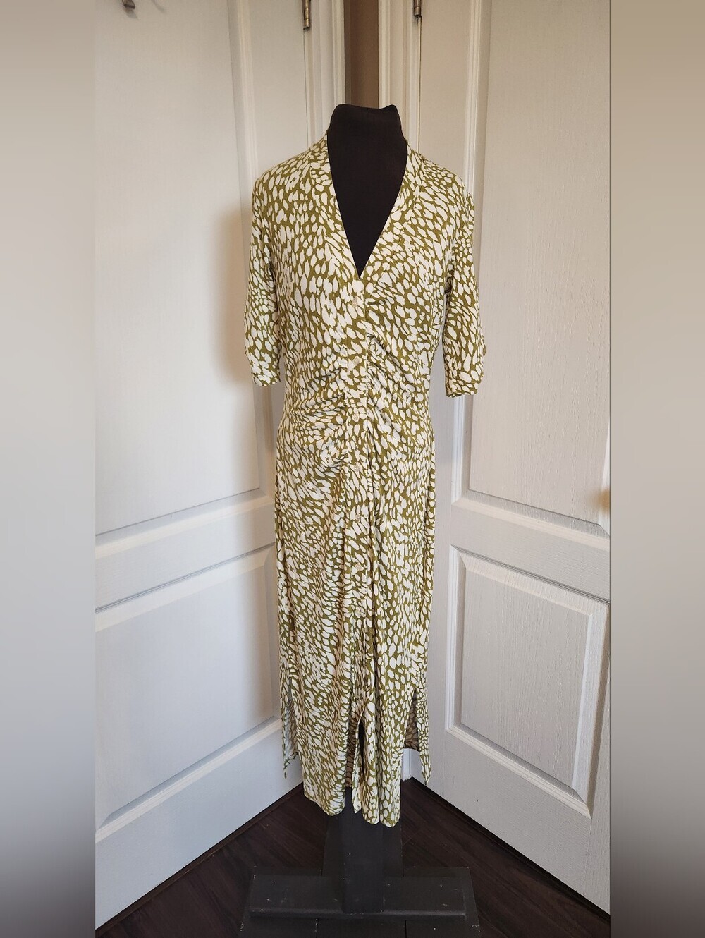 HOBBS Green and White Fitted Dress Size 2